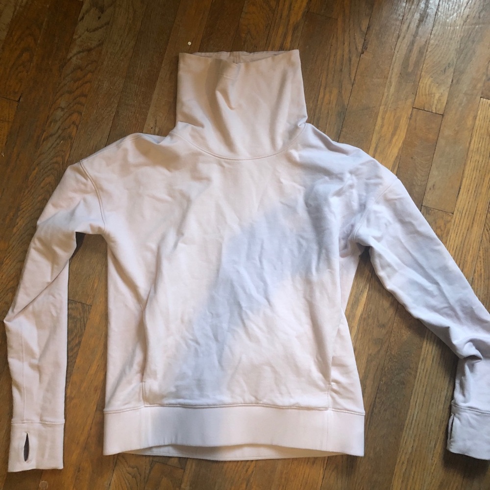 Rose pink lululemon women’s sweatshirt